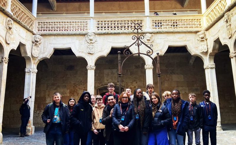 In February half term 2023 a group of Downside School Fourth, Fifth and Sixth Form students, accompanied by Mrs Iglesias and Dr Tapia, travelled to Salamanca, Spain on a language and cultural trip.
