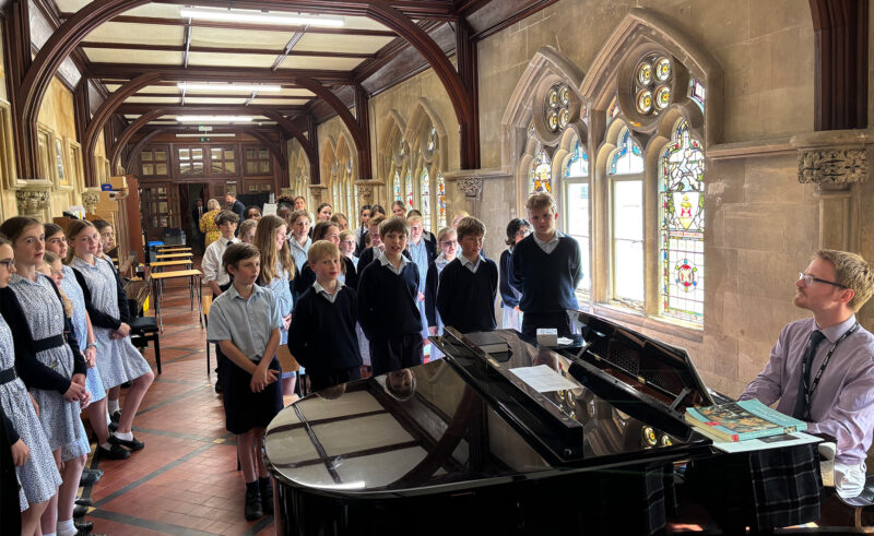 On Friday 9th May, Downside School had the pleasure of welcoming the Farleigh School Chamber Choir for an enriching and joy-filled Choir Tour that celebrated music, fellowship, and community spirit. 